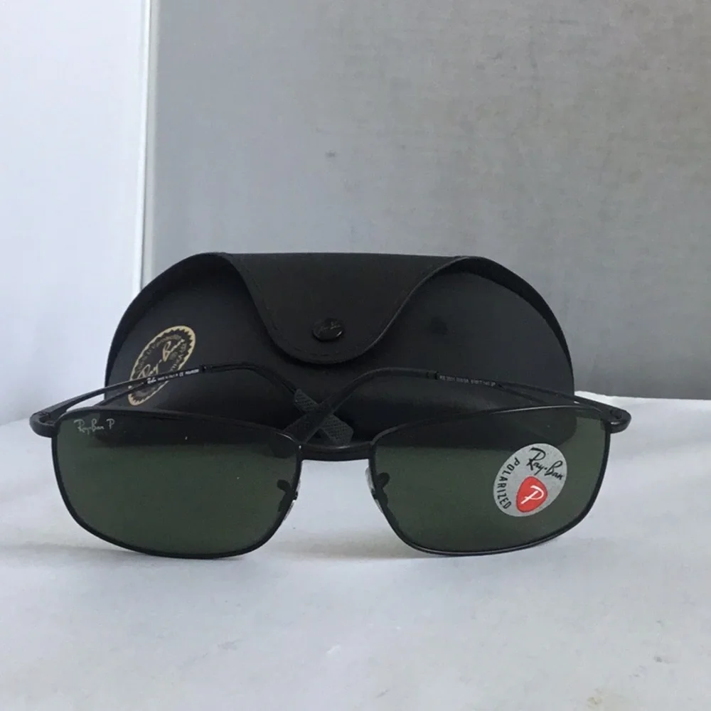 Ray-Ban Black Sunglasses Polarized.